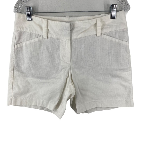 Ann Taylor Pants - Ann Taylor white shorts size 4